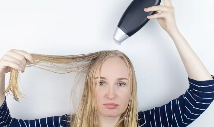 How To Make Your Hair Look Less Oily Fast